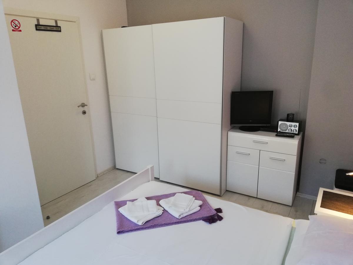 Apartments Krapinske Toplice Krtak Biba Eksteriør bilde